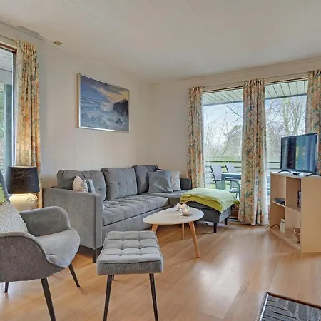 Hébergement de vacances Cozy Home In Karrebaeksminde With Wifi