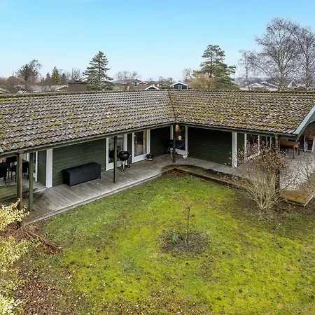 Cozy Home In Karrebaeksminde With Wifi Prázdninový dům *
